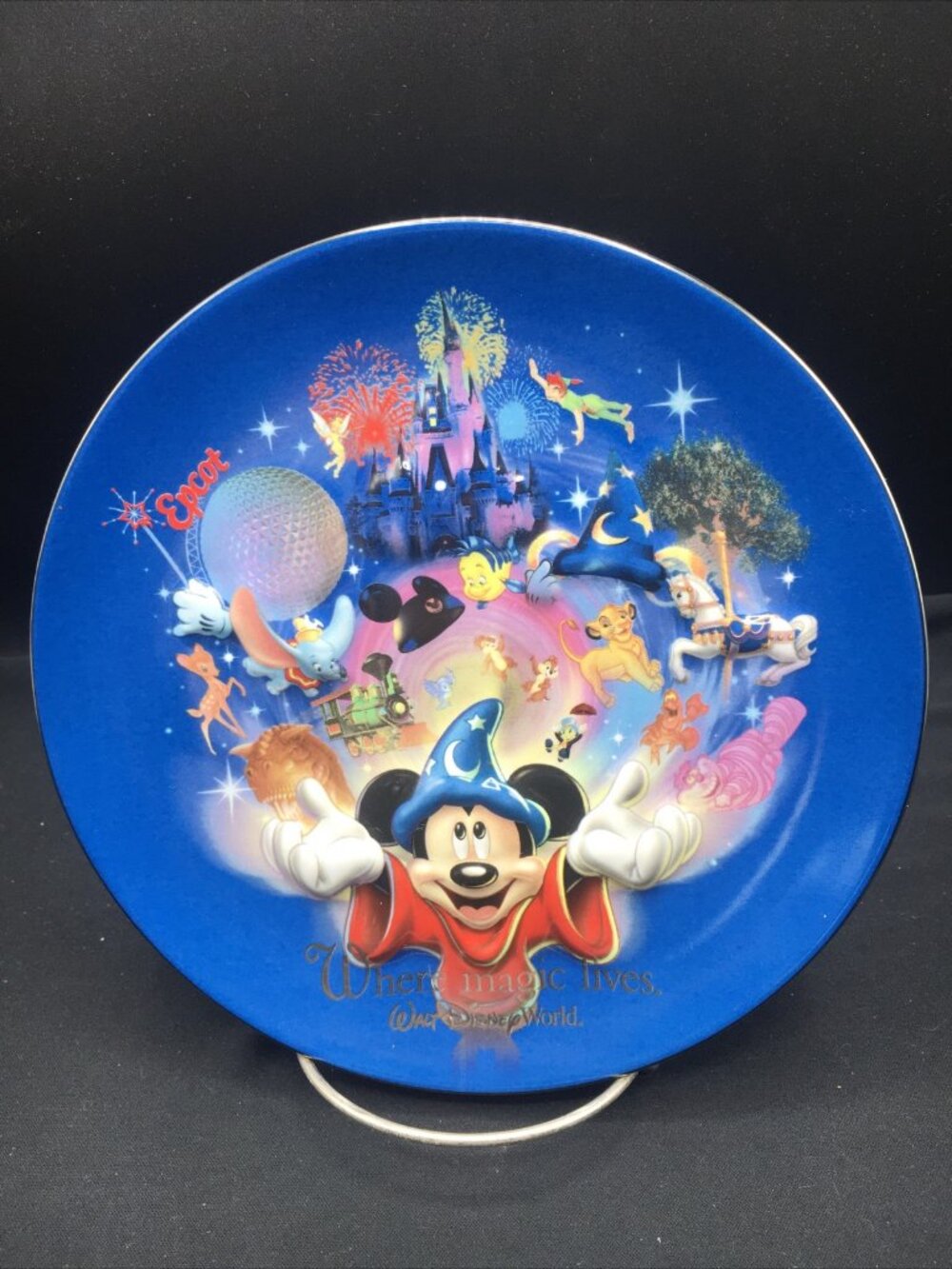 VTG New in Box Where Magic Lives Walt Disney World Mickey Mouse Collector Plate